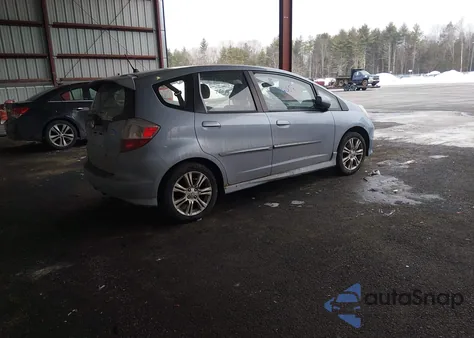 2011 Honda Fit Sport z USA, uszkodzony, nr VIN JHMGE8G5XBC009465